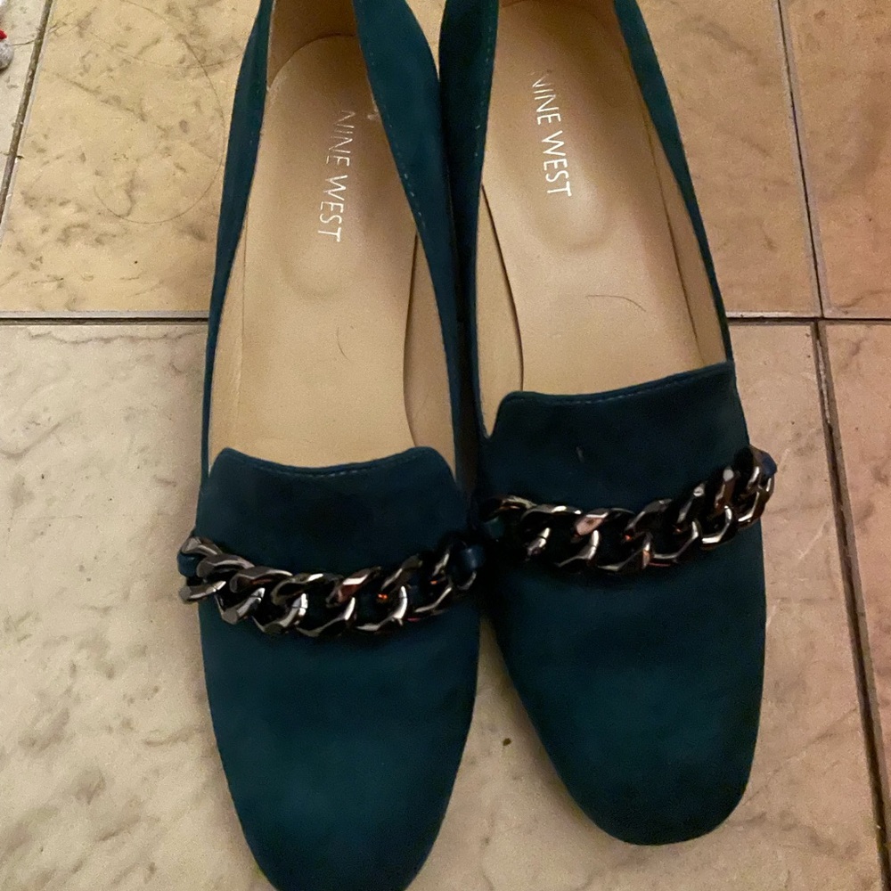 Loafers shoes